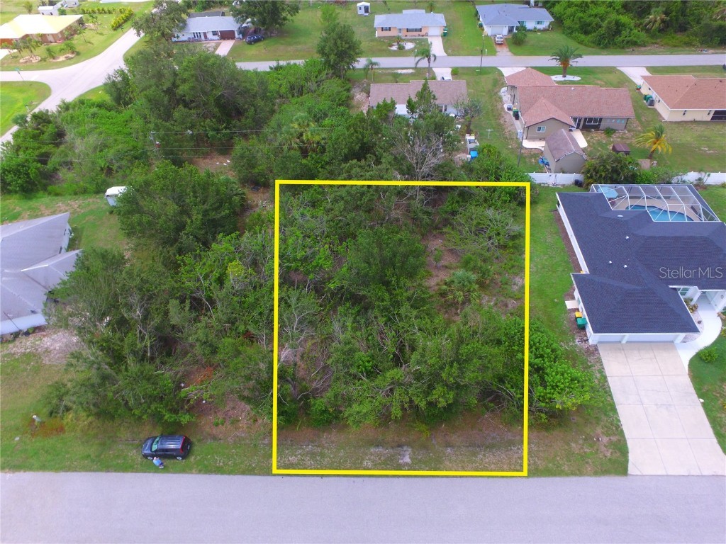 10131 Amelia Avenue Englewood FL 34224 A4575044 image1