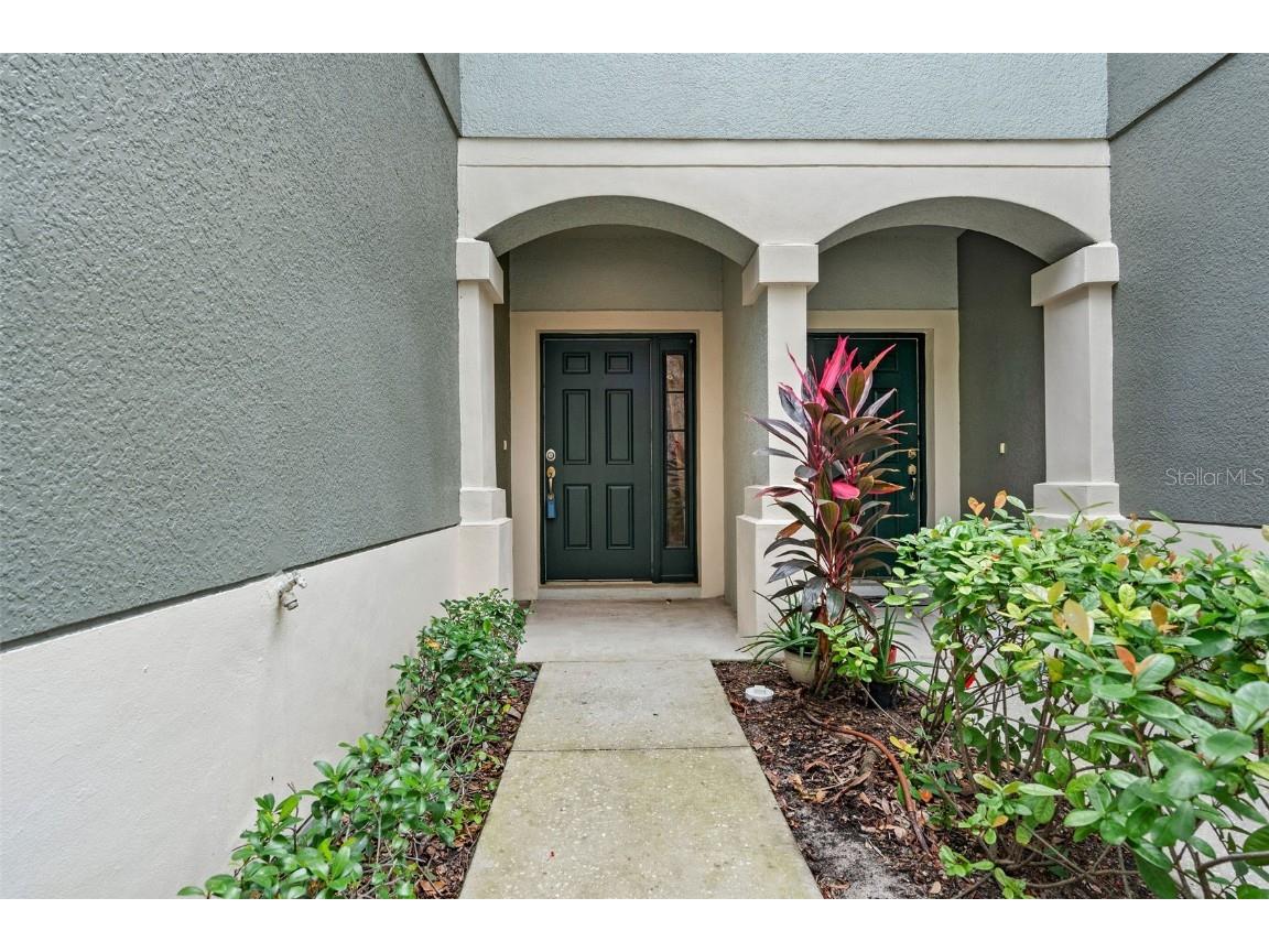 10131 Haverhill Ridge Drive #10131 Riverview FL 33578 - POND TB8433066 image2