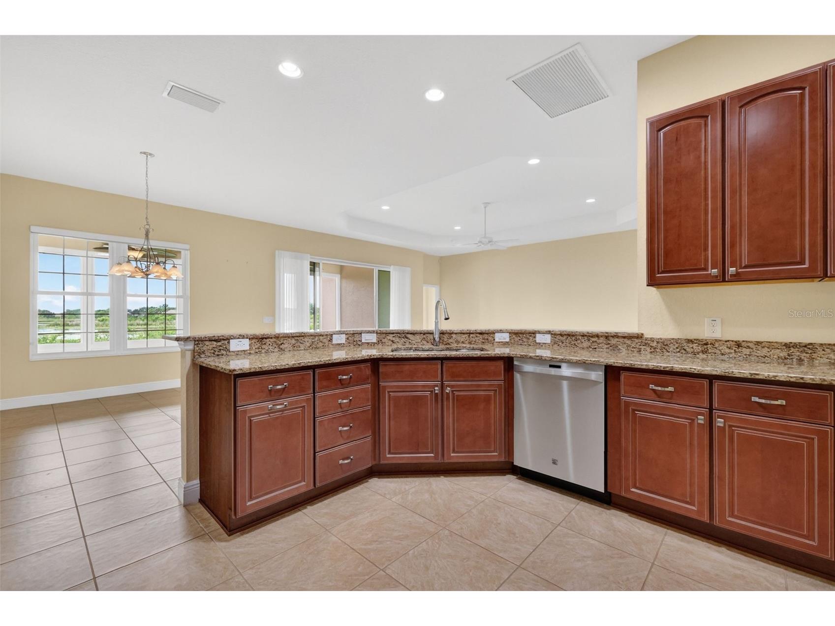 10131 Lake Miona Way Oxford FL 34484 - LAKE MIONA G5112854 image21