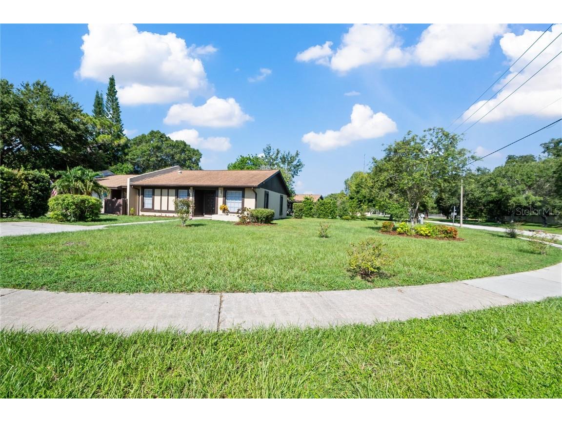 10132 88th Street Seminole FL 33777 U8252490 image1