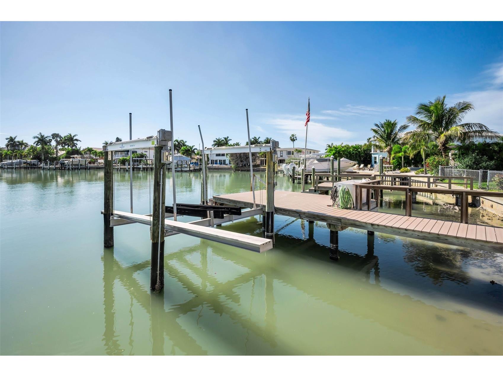 10132 Yacht Club Drive Treasure Island FL 33706 TB8468225 image36