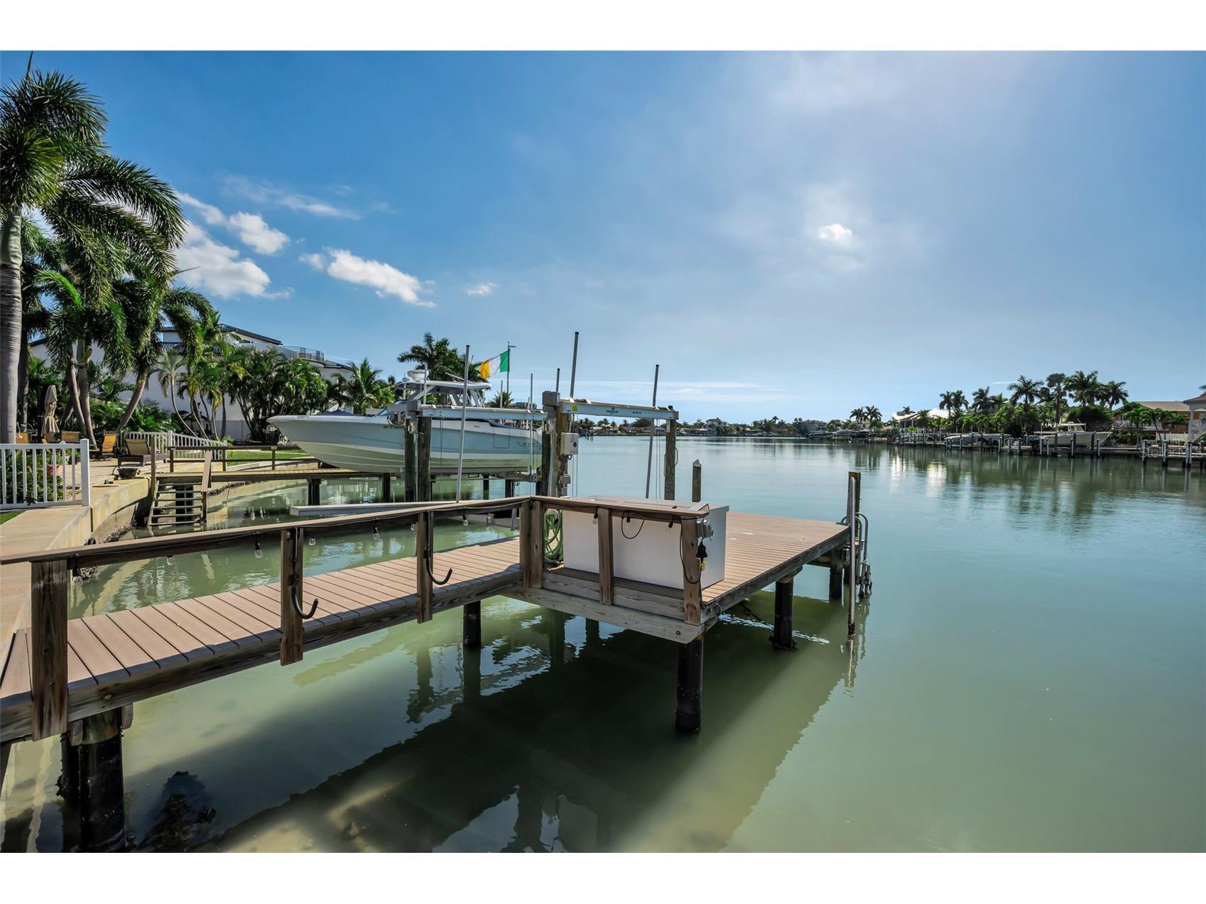 10132 Yacht Club Drive Treasure Island FL 33706 TB8468225 image37