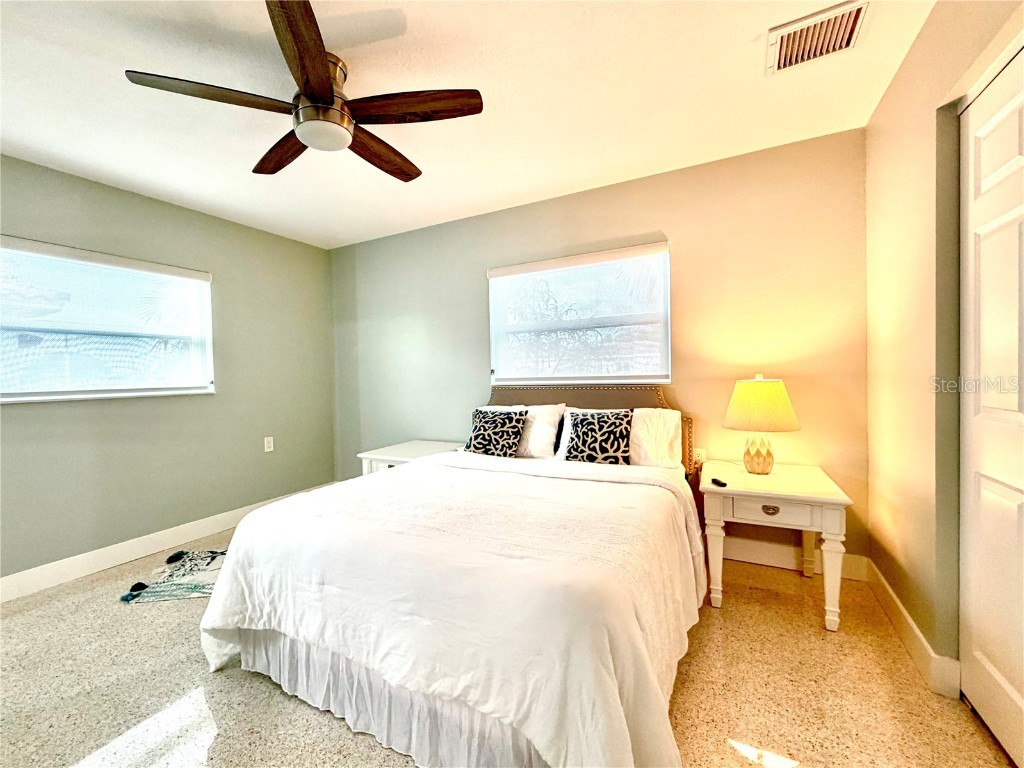 10133 4th Street E Treasure Island FL 33706 TB8438028 image26