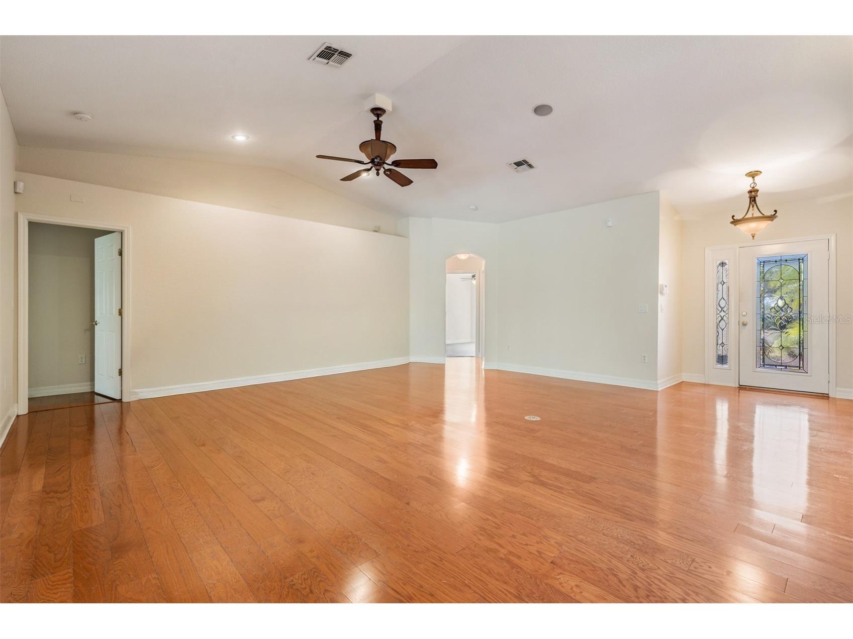 10133 Collar Drive San Antonio FL 33576 TB8470767 image31