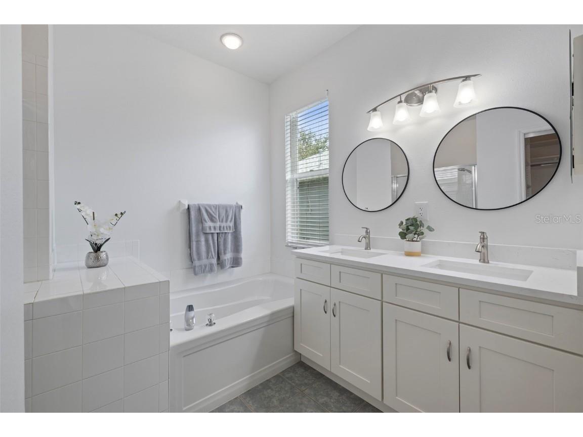 10136 Kingsbridge Avenue Tampa FL 33626 TB8434643 image17