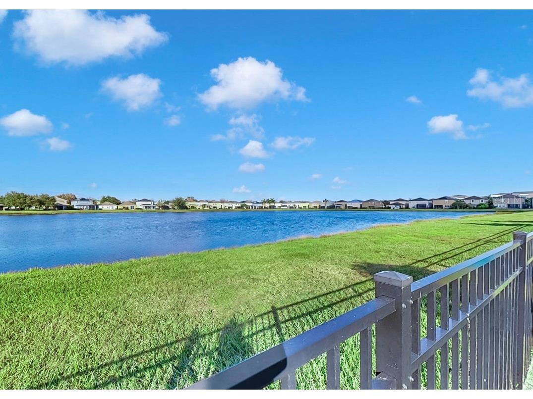 10136 Newminster Loop Ruskin FL 33573 TB8459267 image19