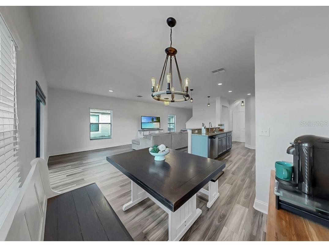 10136 Newminster Loop Ruskin FL 33573 TB8459267 image40