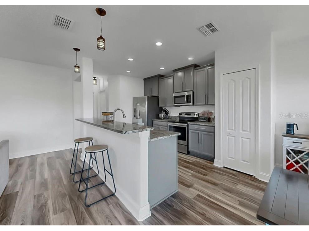 10136 Newminster Loop Ruskin FL 33573 TB8459267 image42