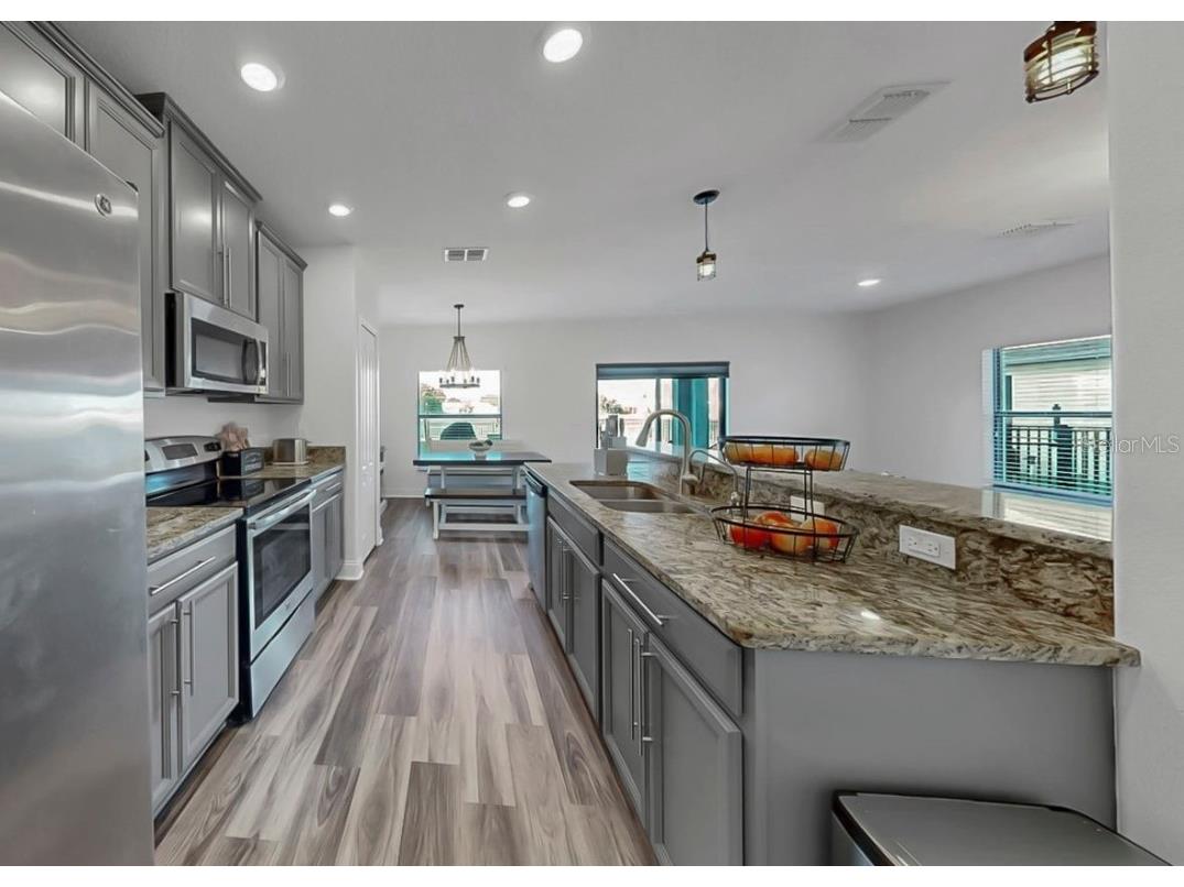 10136 Newminster Loop Ruskin FL 33573 TB8459267 image52