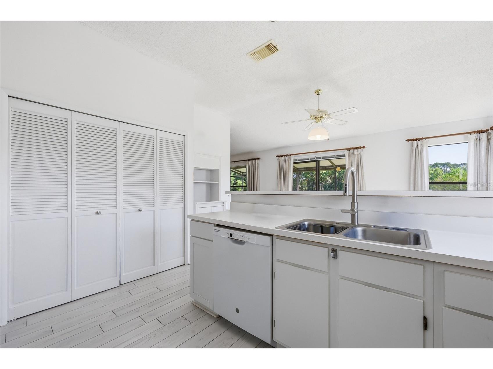 10137 Pink Carnation Court Orlando FL 32825 O6405783 image15
