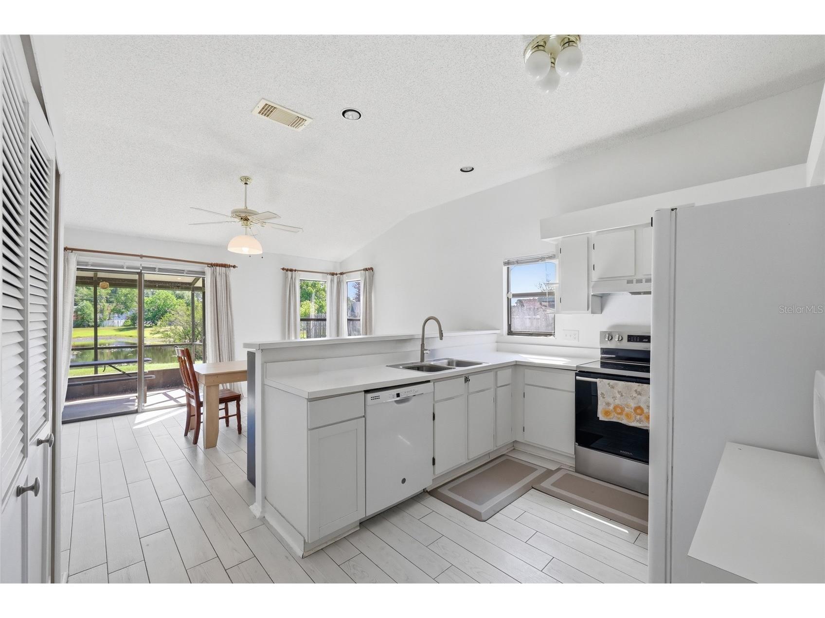 10137 Pink Carnation Court Orlando FL 32825 O6405783 image16