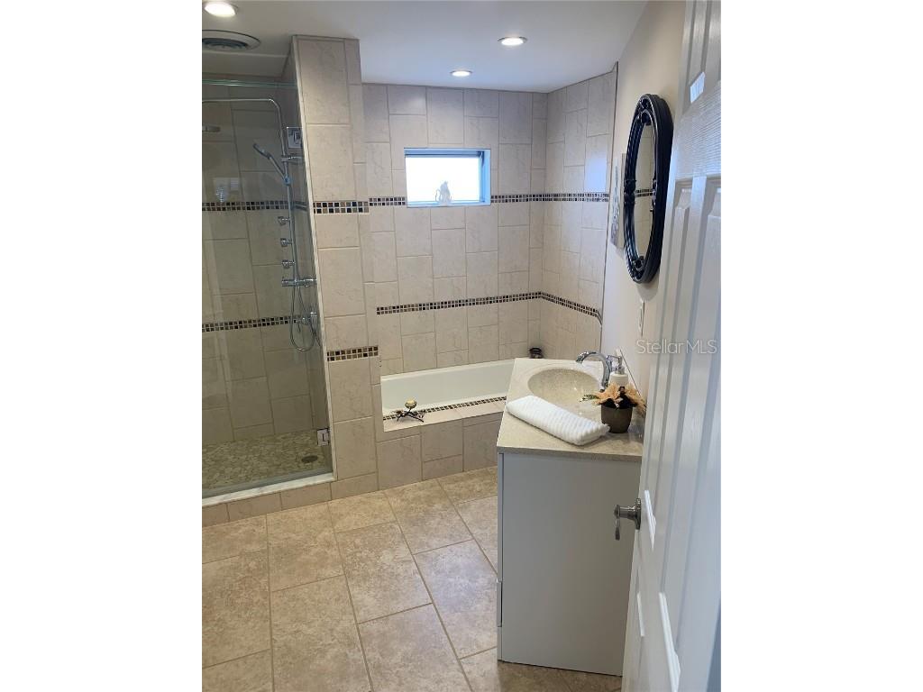 10138 N Lake Drive Largo FL 33773 - LALE SEMINOLE TB8333488 image28