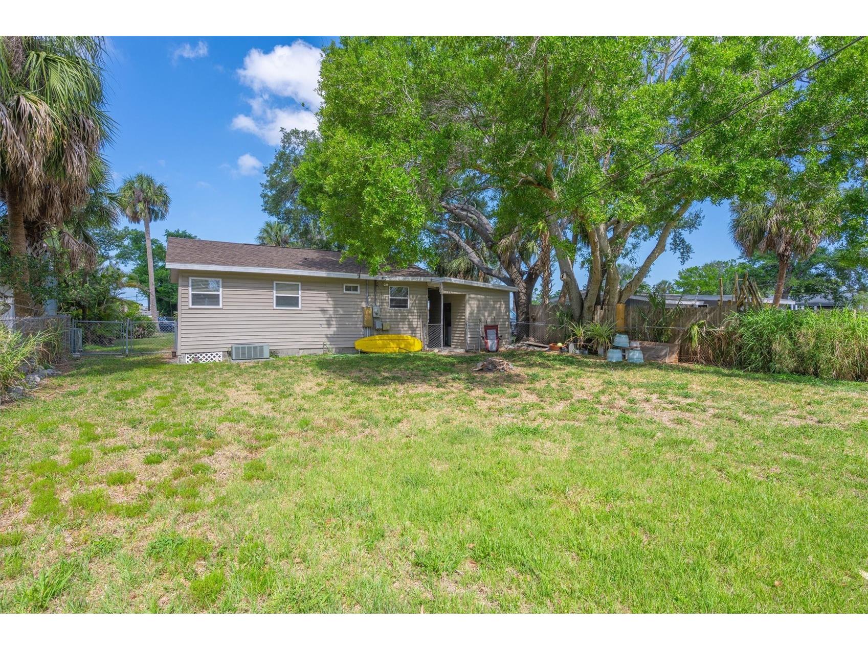 1014 27th Avenue W Palmetto FL 34221 A4691949 image16