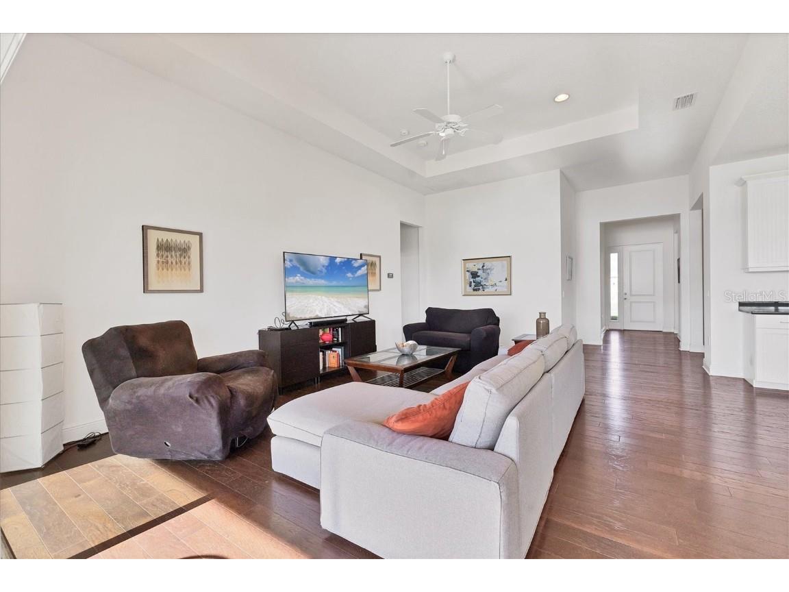 1014 Calico Glen Bradenton FL 34212 A4674535 image11