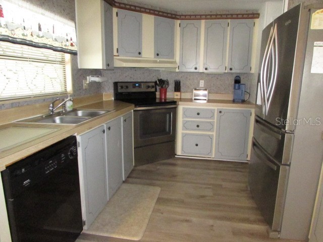 1014 Dustin Drive Lady Lake FL 32159 G5111975 image2