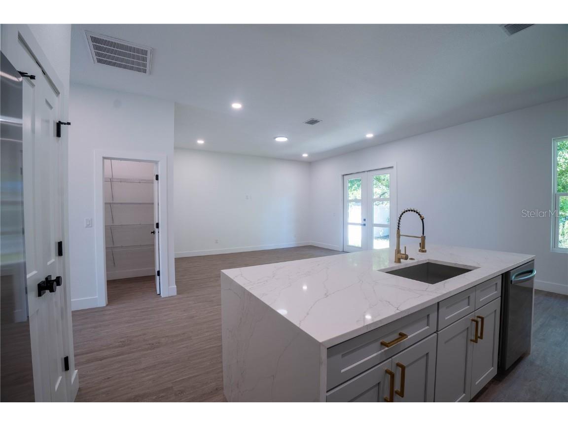 1014 E 21st Avenue Tampa FL 33605 TB8356495 image25