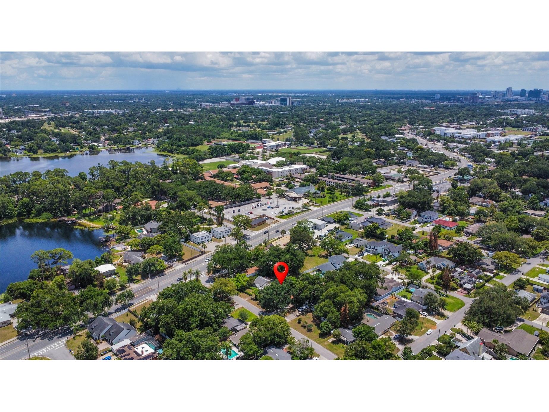 1014 Meadows Avenue Orlando FL 32804 O6409672 image19