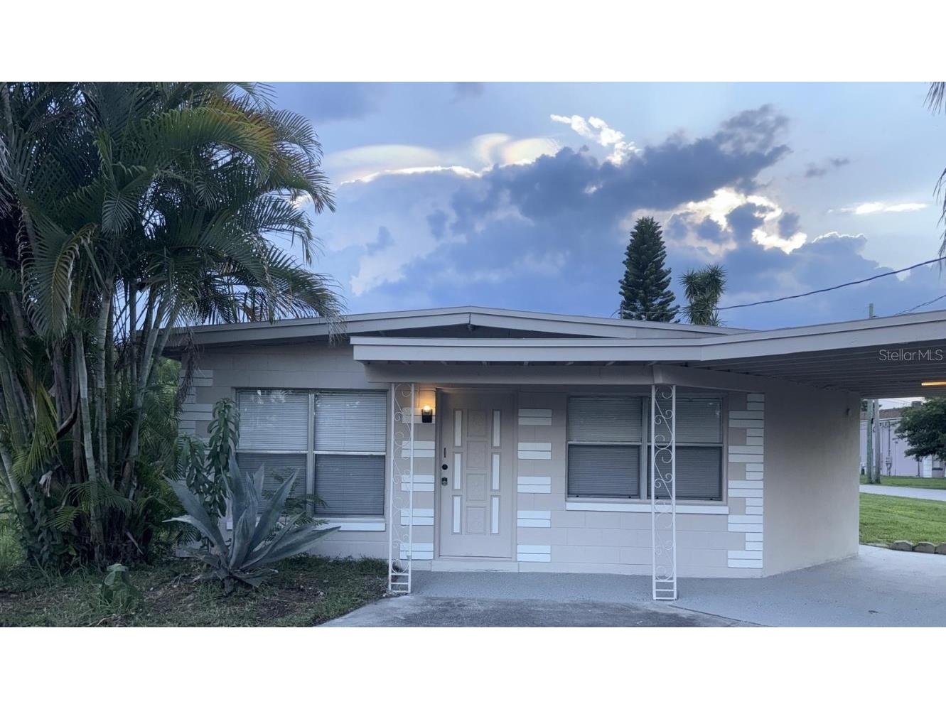 1014 N Solandra Drive Orlando FL 32807 S5140121 image1
