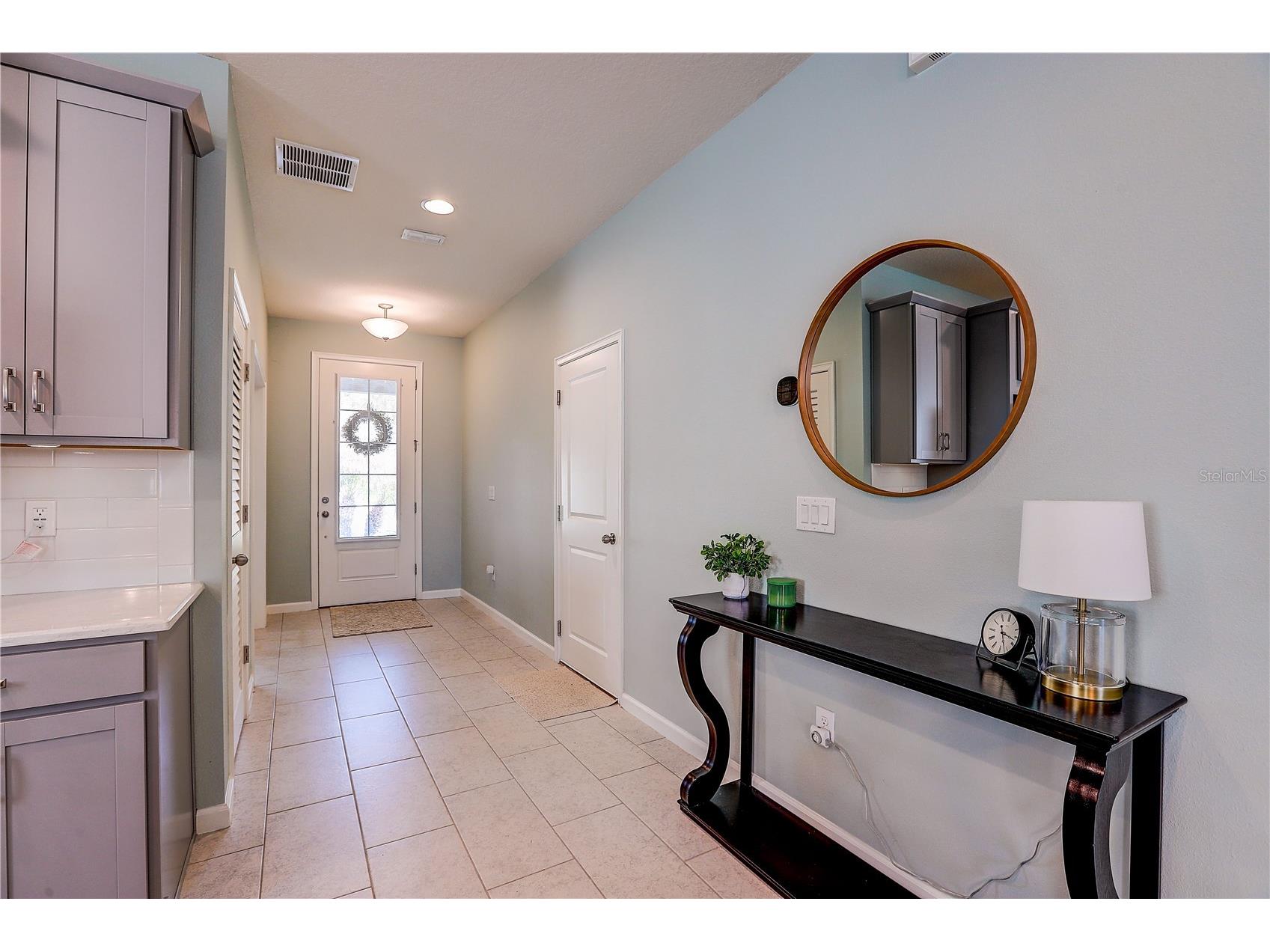 1014 Night Song Street Valrico FL 33594 TB8485080 image32