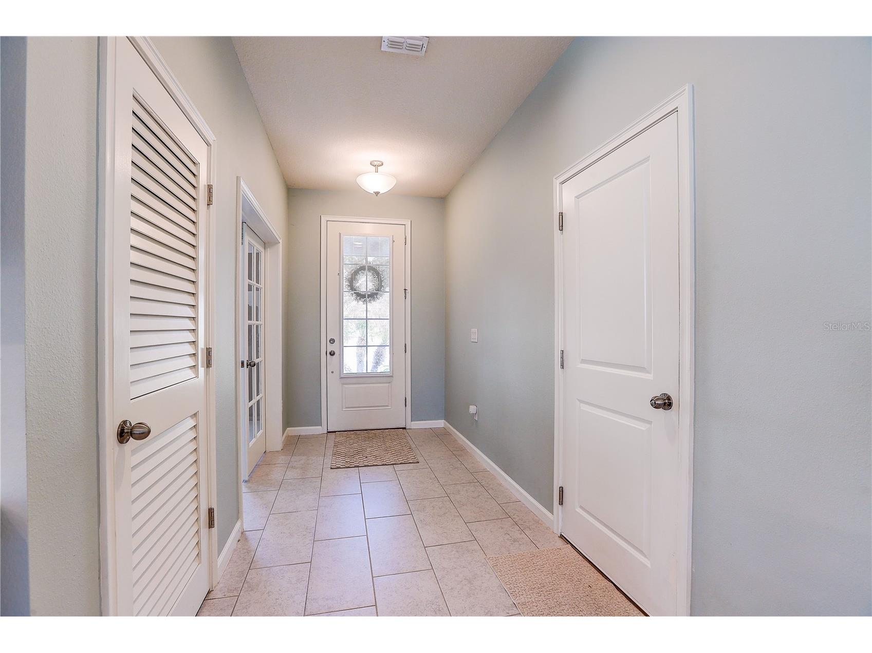 1014 Night Song Street Valrico FL 33594 TB8485080 image40