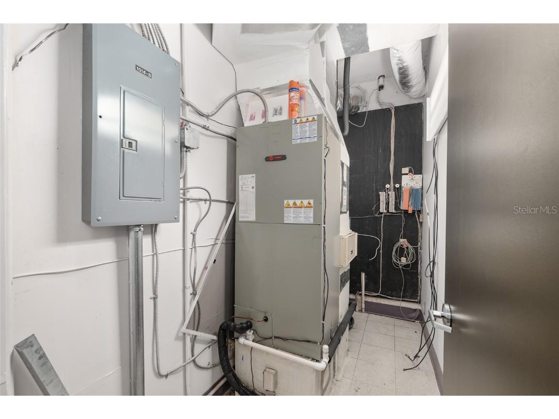 1014 NW 57th Street Gainesville FL 32605 GC533962 image48