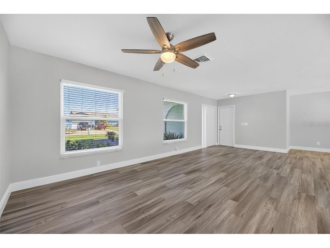 1014 Silver Palm Way Apollo Beach FL 33572 TB8448628 image10