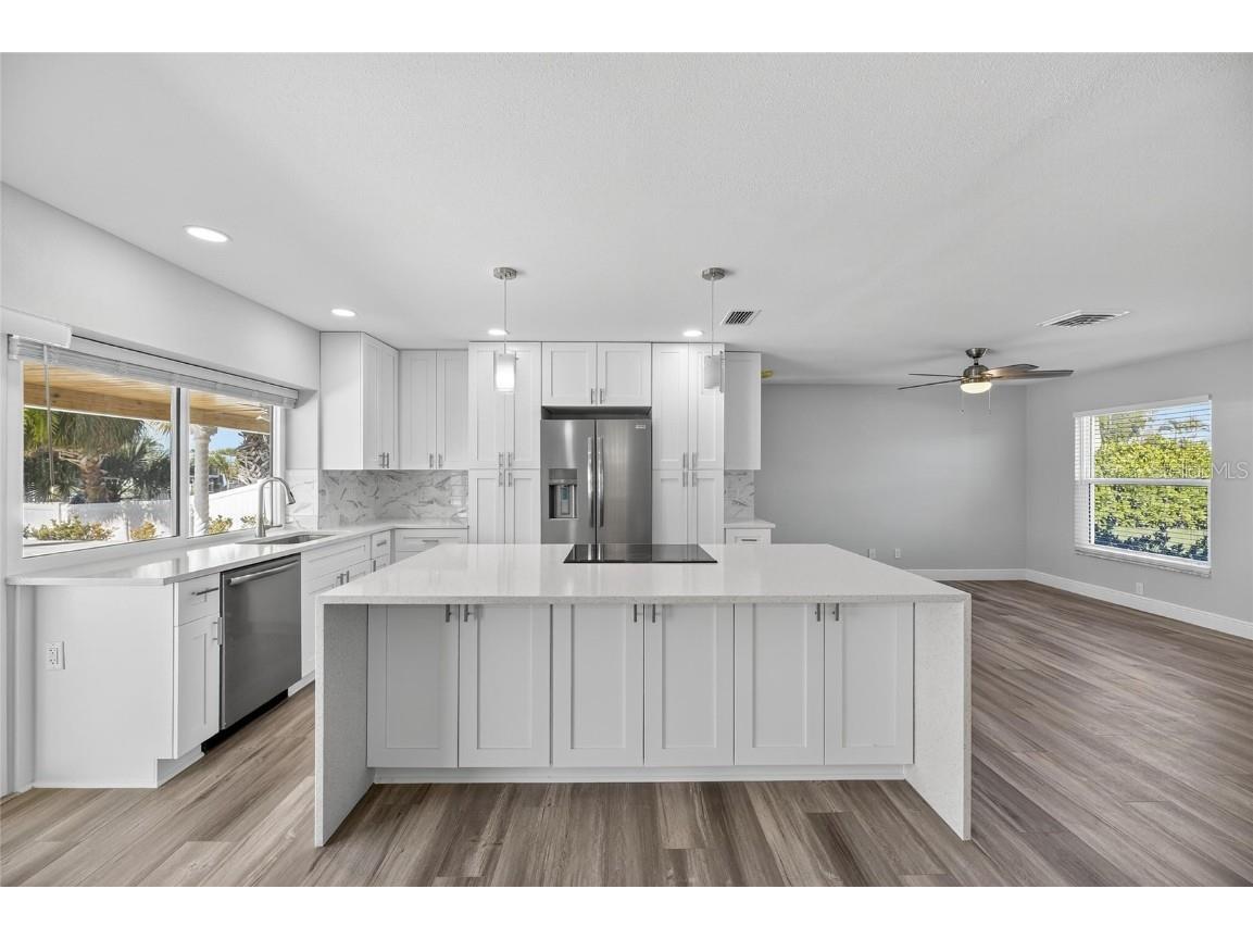 1014 Silver Palm Way Apollo Beach FL 33572 TB8448628 image17