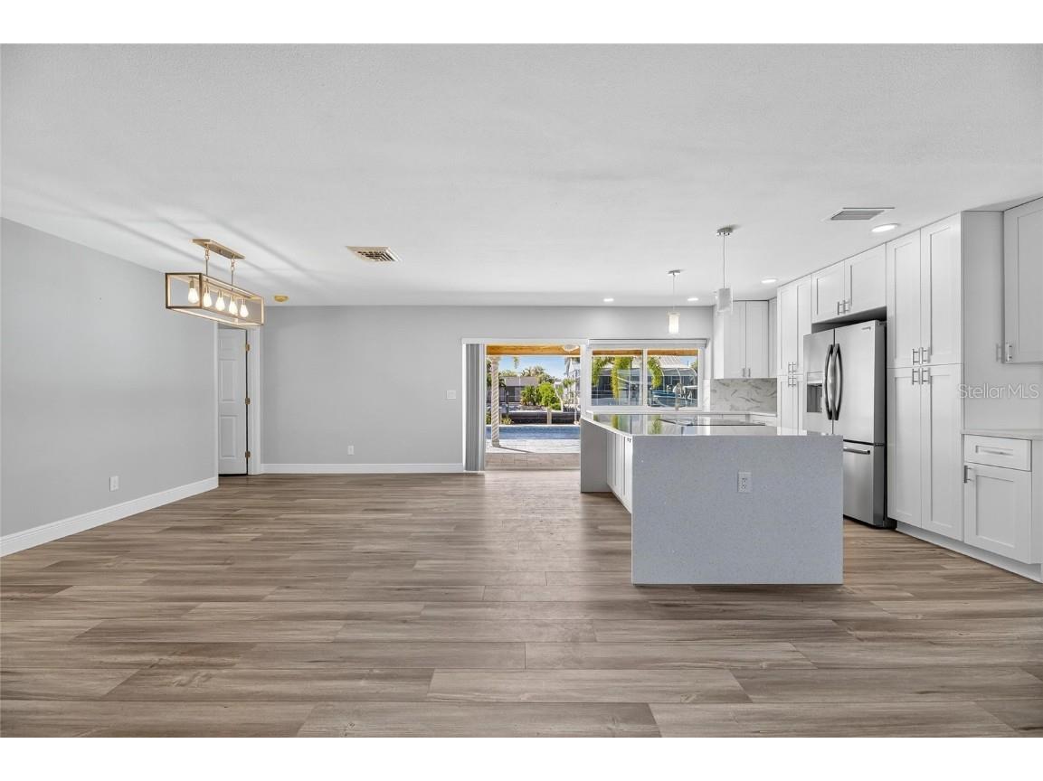 1014 Silver Palm Way Apollo Beach FL 33572 TB8448628 image20