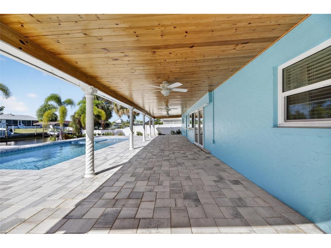 1014 Silver Palm Way Apollo Beach FL 33572 TB8448628 image5