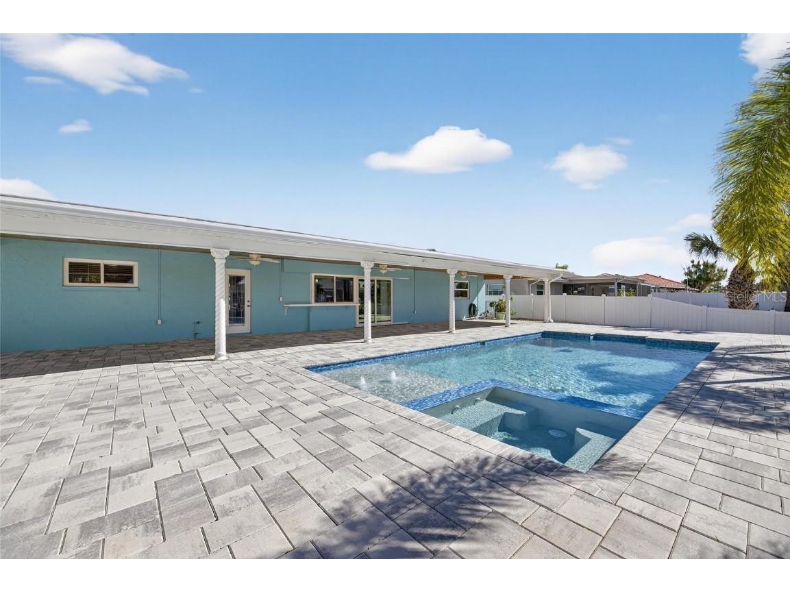 1014 Silver Palm Way Apollo Beach FL 33572 TB8448628 image64