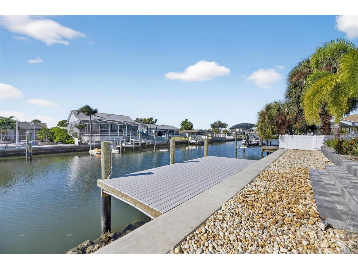 1014 Silver Palm Way Apollo Beach FL 33572 TB8448628 image68