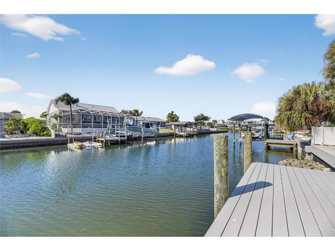 1014 Silver Palm Way Apollo Beach FL 33572 TB8448628 image69