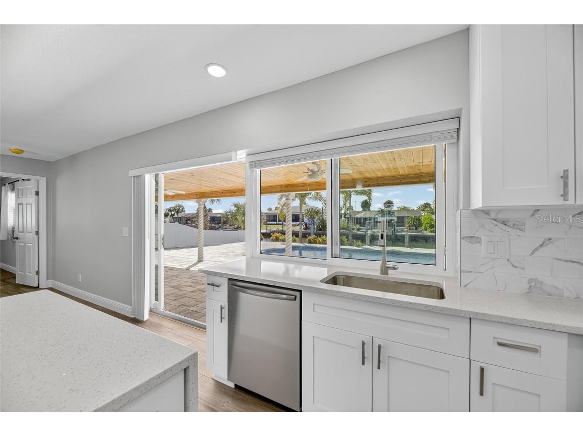 1014 Silver Palm Way Apollo Beach FL 33572 TB8448628 image70