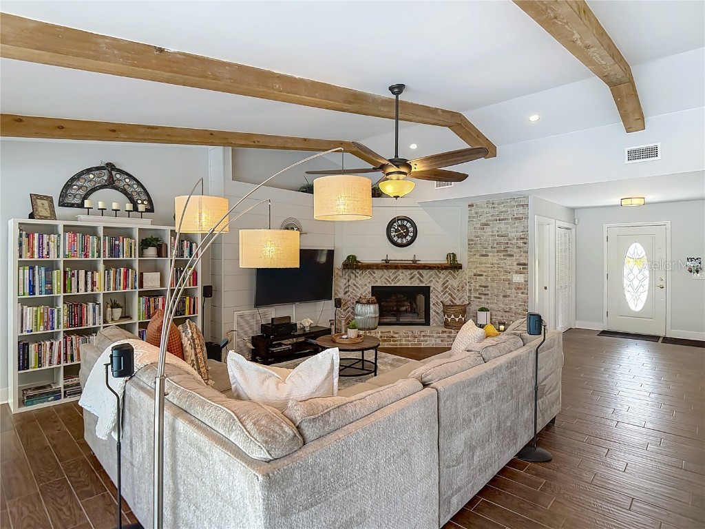 1014 Sylvia Lane Tampa FL 33613 TB8389479 image10