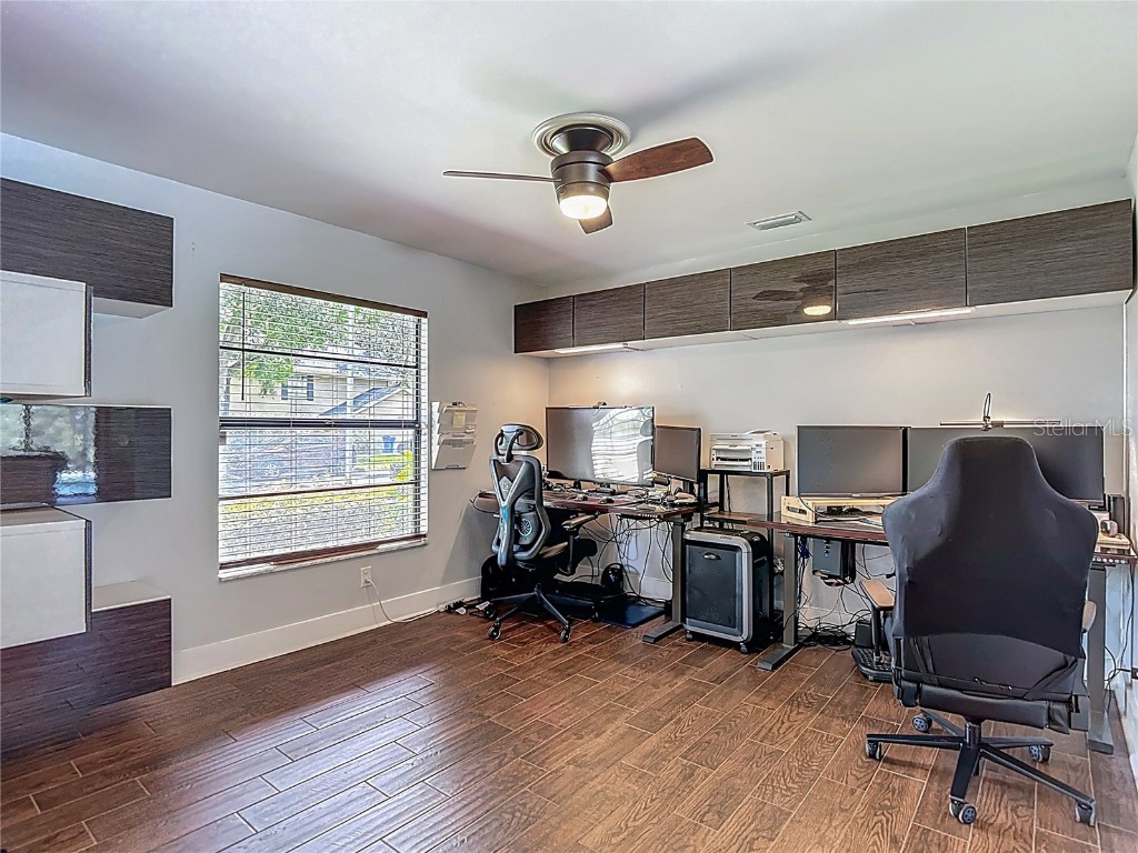 1014 Sylvia Lane Tampa FL 33613 TB8389479 image18