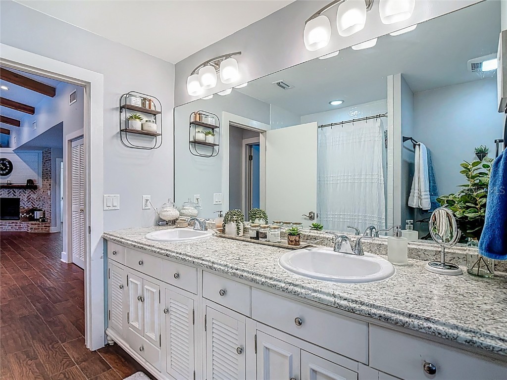 1014 Sylvia Lane Tampa FL 33613 TB8389479 image39