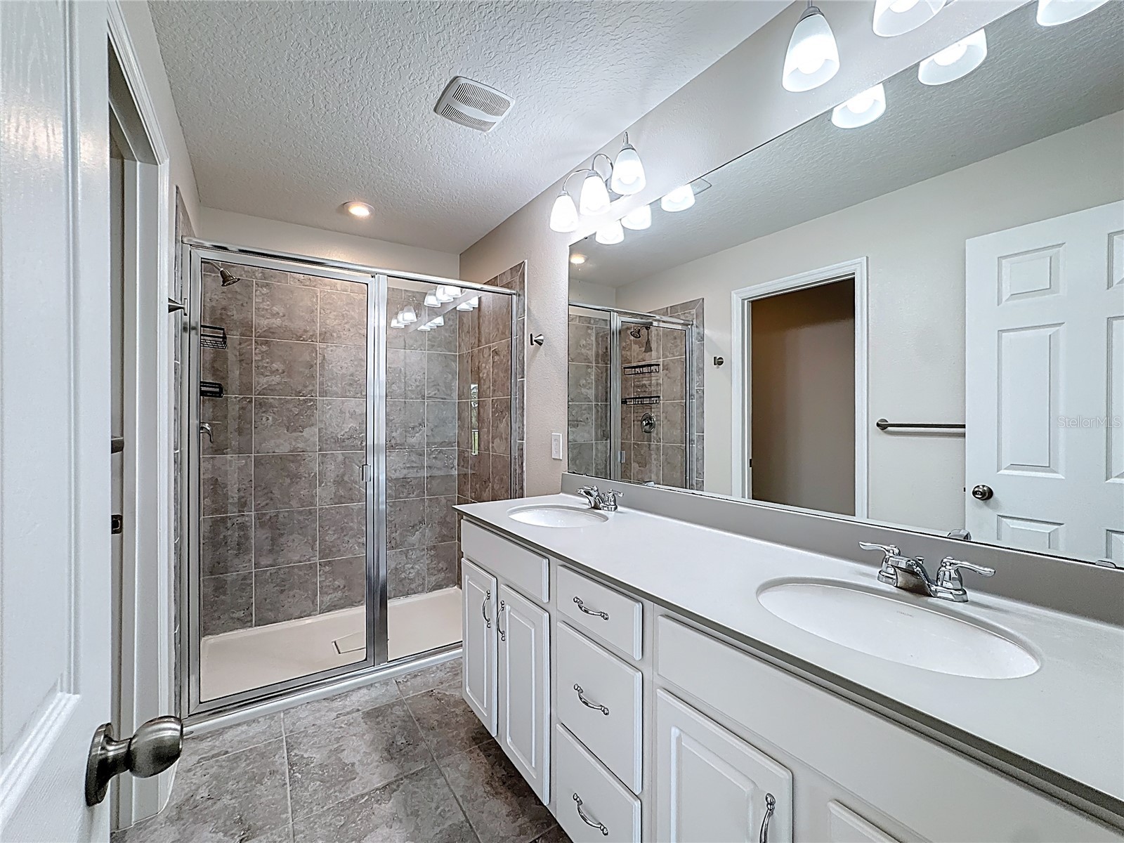10141 Greenstone Ridge Street Orlando FL 32832 O6425447 image24