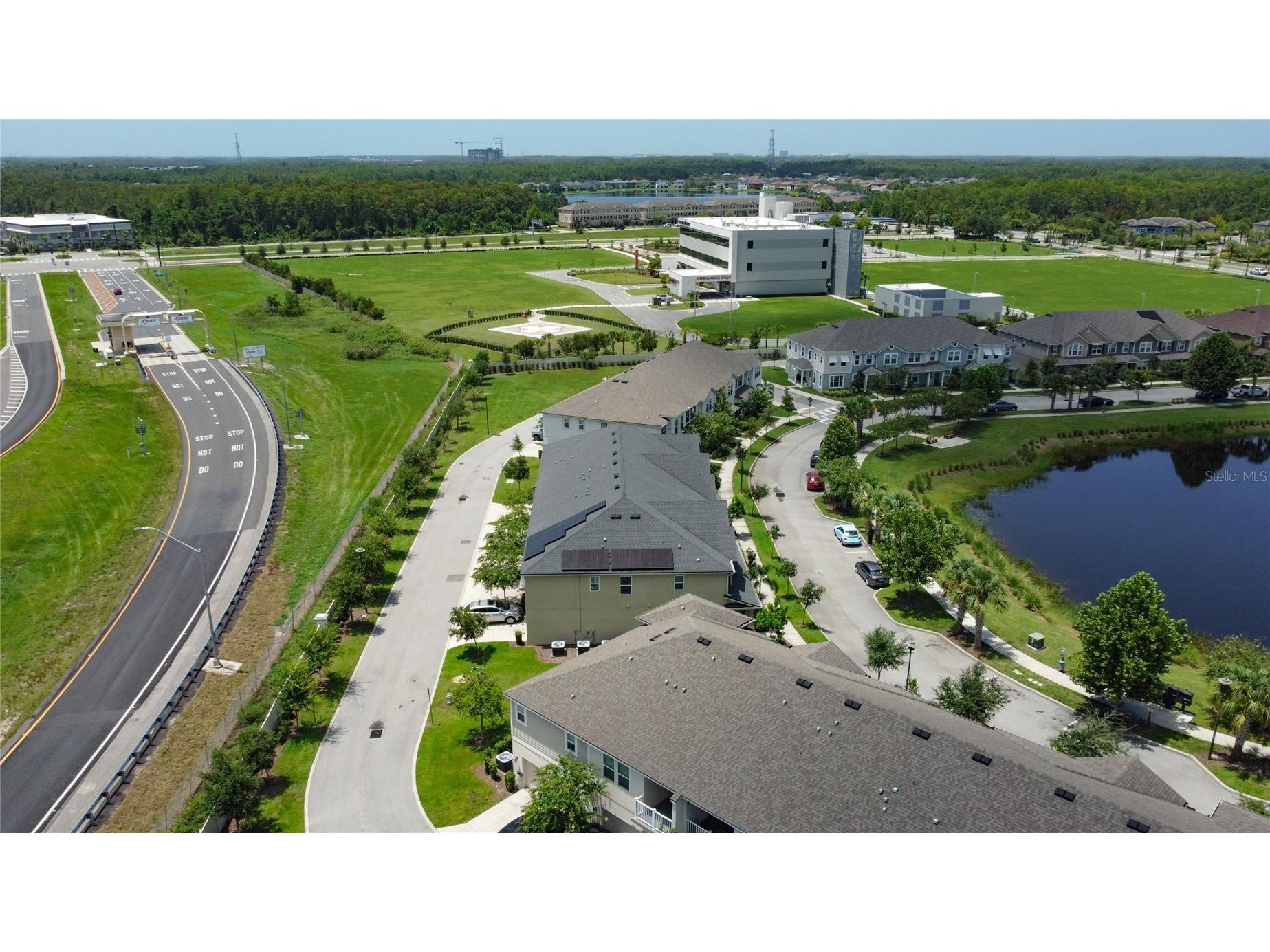 10141 Greenstone Ridge Street Orlando FL 32832 O6425447 image40