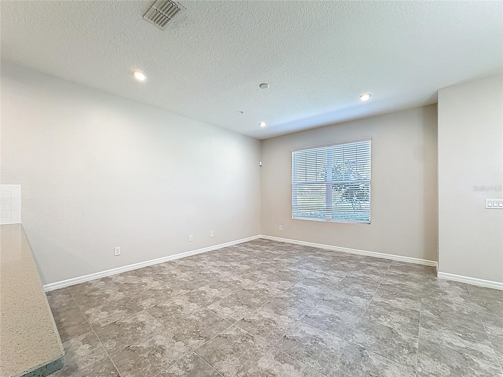 10141 Greenstone Ridge Street Orlando FL 32832 O6425447 image8