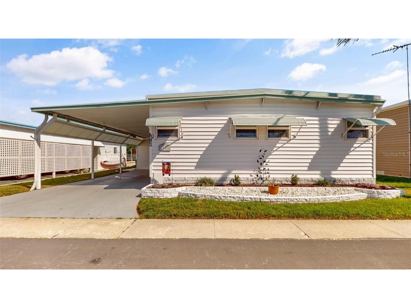 10146 N Lake Drive Largo FL 33773 U8227177 image1