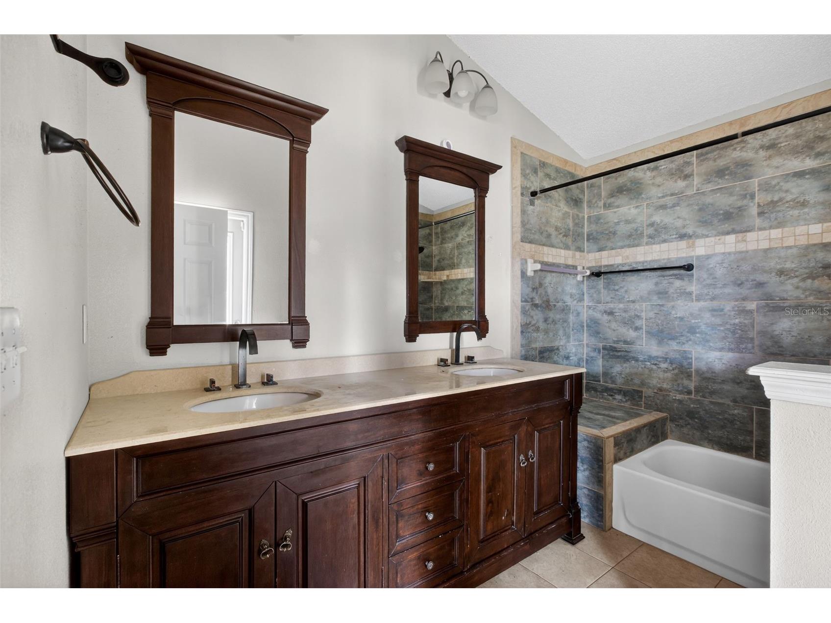 1015 Bartlett Court Oviedo FL 32765 O6405915 image31