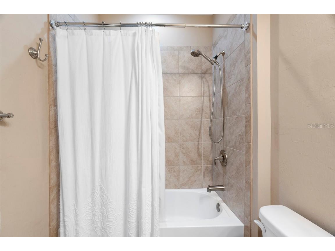 1015 Bluffwood Drive Nokomis FL 34275 A4669427 image24