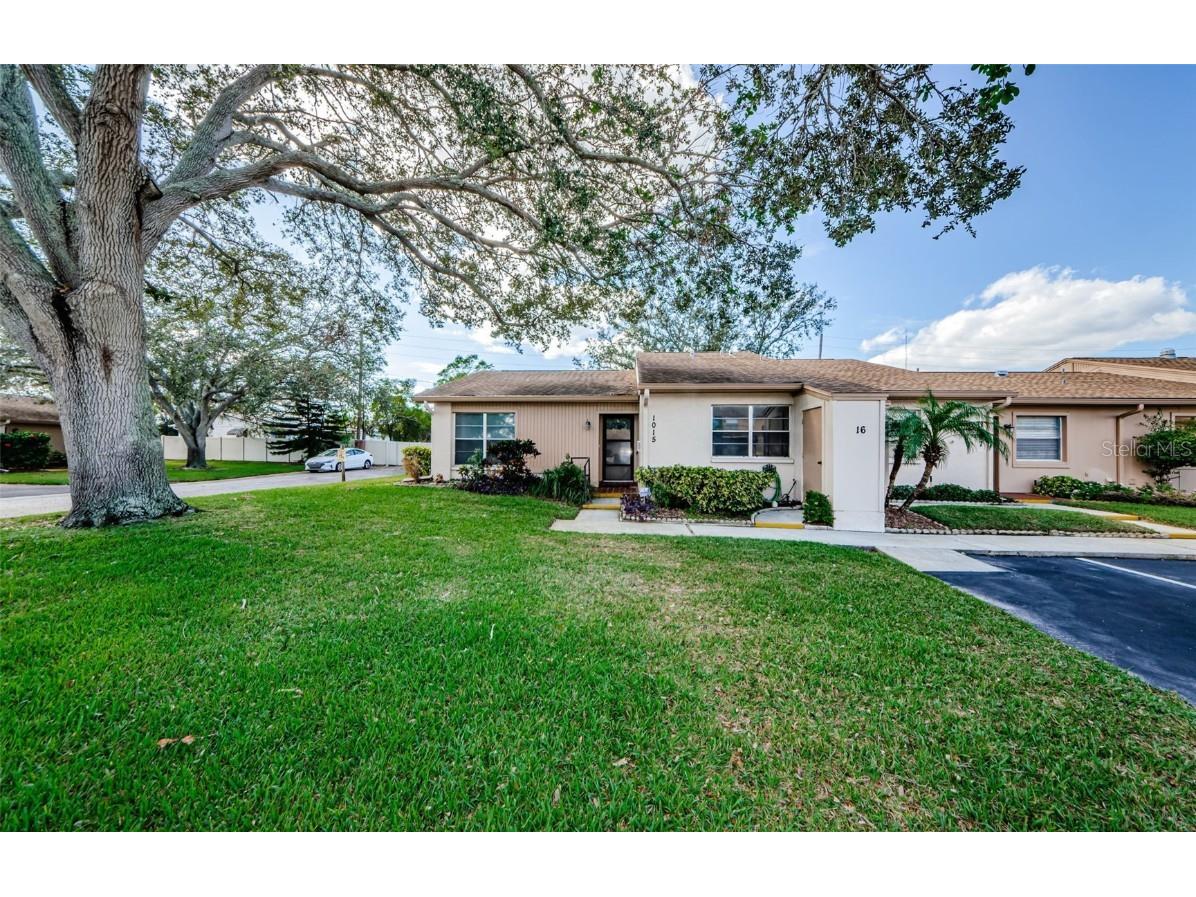 1015 Bowsprit Lane #7 Holiday FL 34691 TB8319894 image1