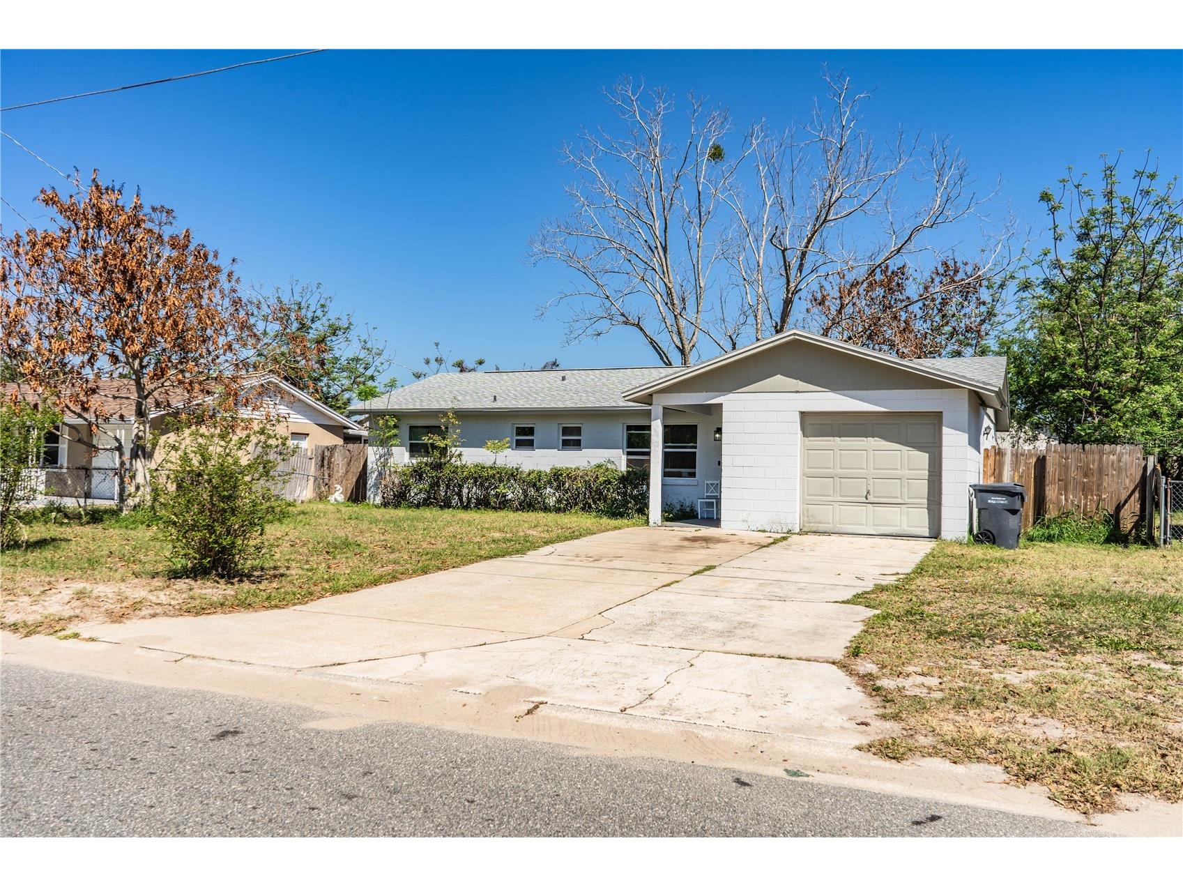 1015 Carefree Cove Drive Winter Haven FL 33881 L4960484 image2
