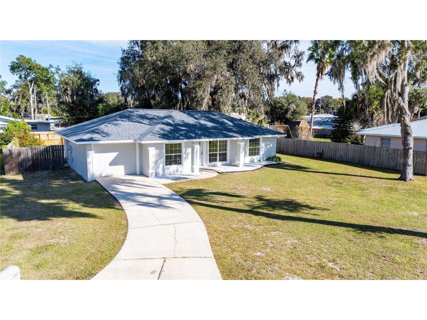 1015 Cr 463b Lake Panasoffkee FL 33538 G5104470 image1