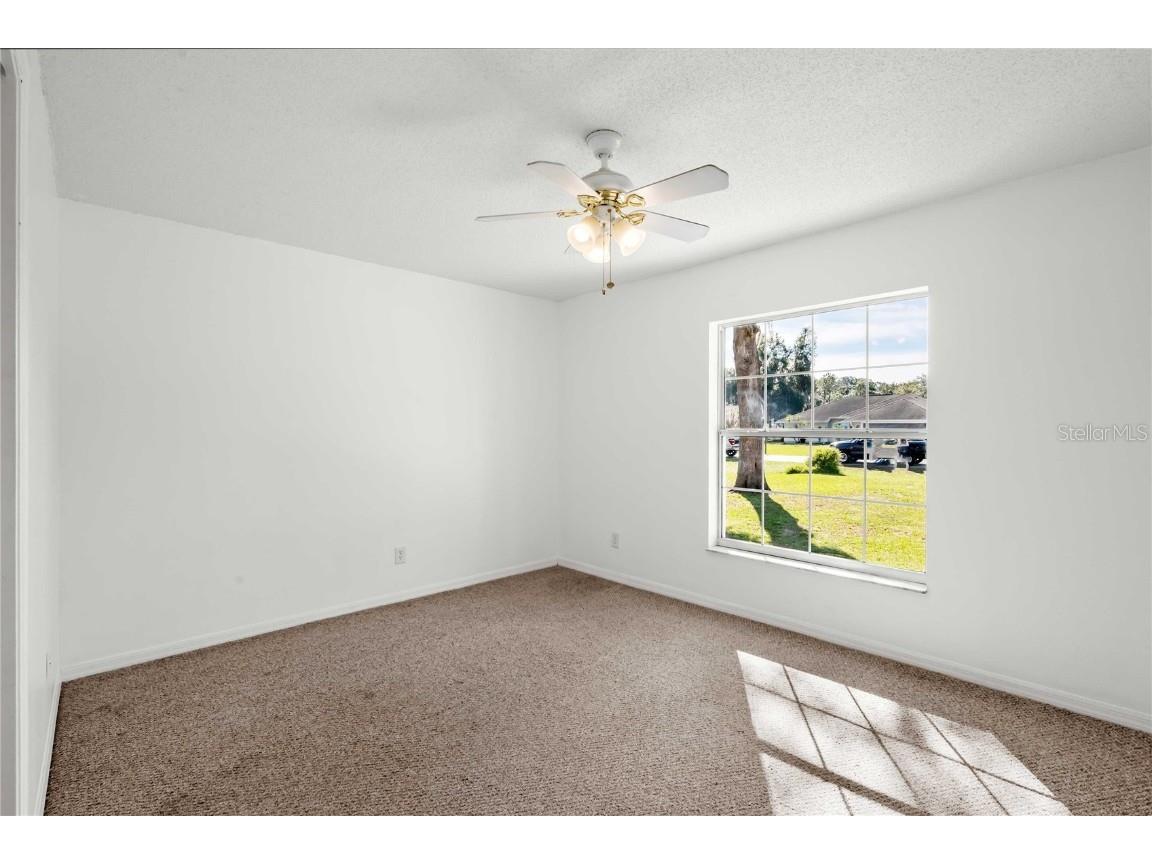 1015 Cr 463b Lake Panasoffkee FL 33538 G5104470 image41