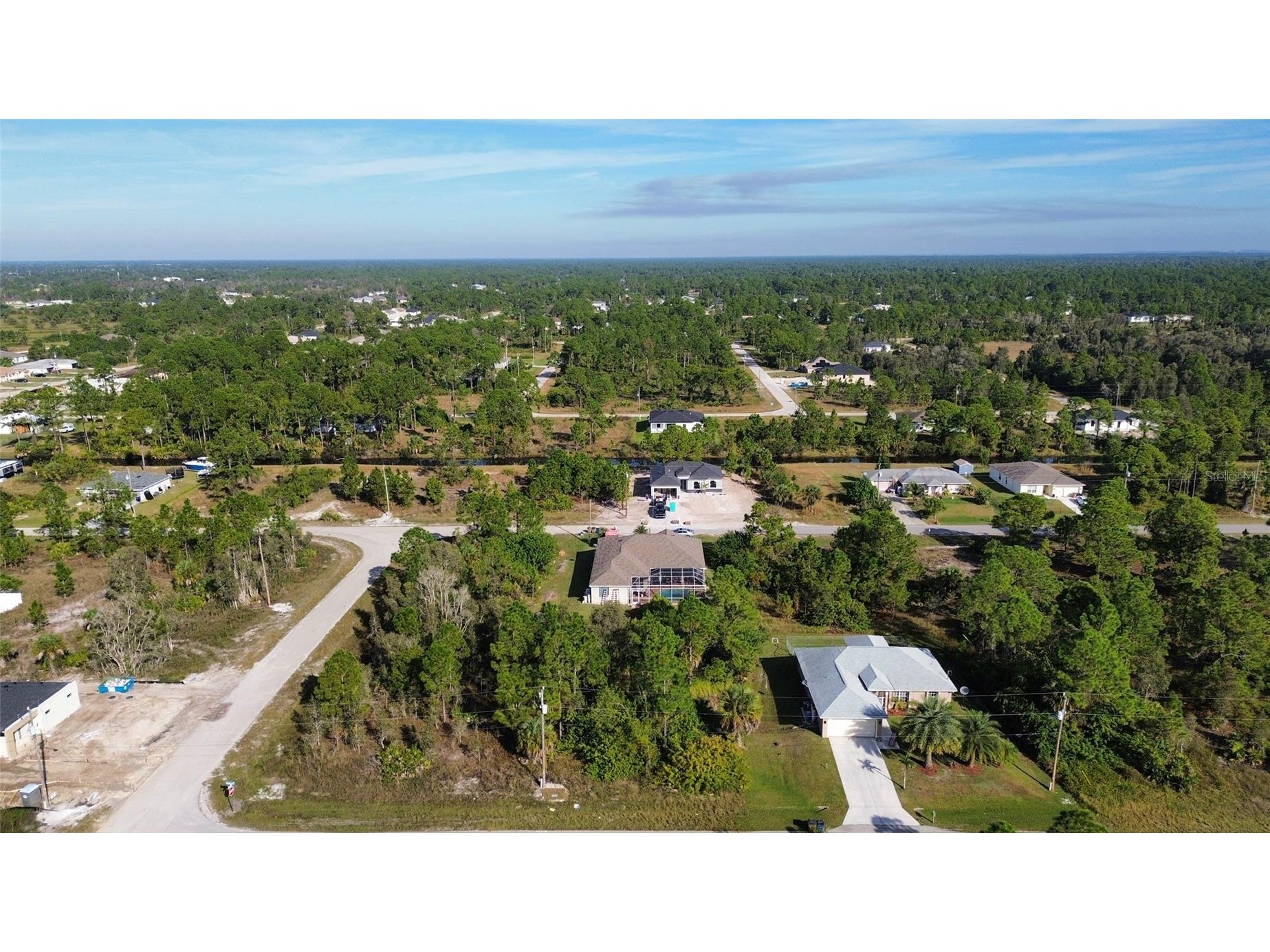 1015 Cresthaven Street Lehigh Acres FL 33974 O6393762 image2