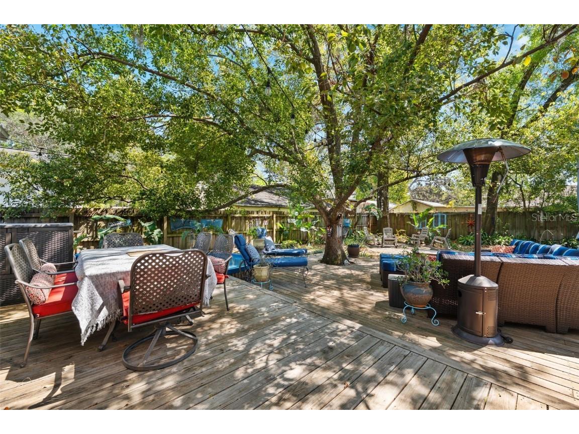 1015 E Caracas Street Tampa FL 33603 TB8360826 image1