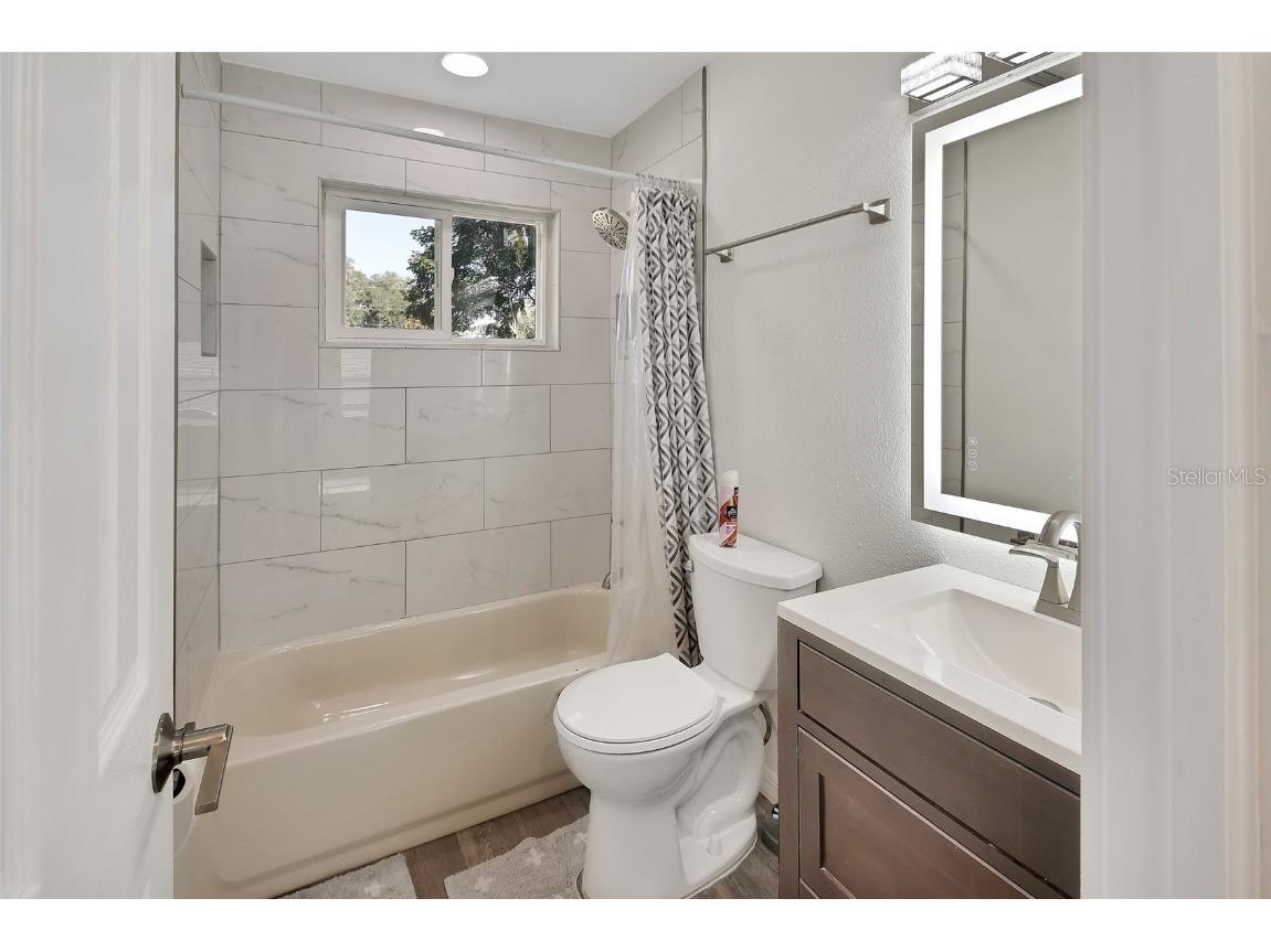 1015 E Howry Avenue Deland FL 32724 V4945927 image15