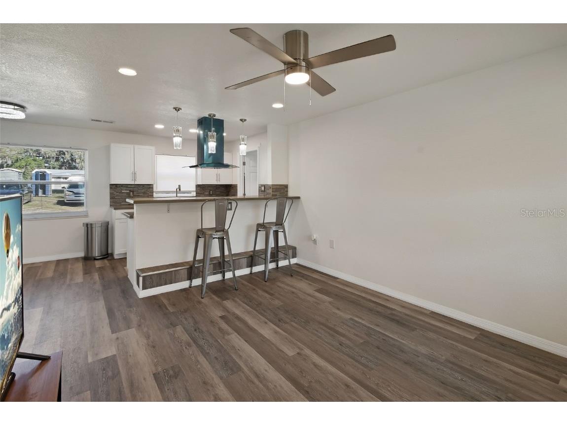 1015 E Howry Avenue Deland FL 32724 V4945927 image3